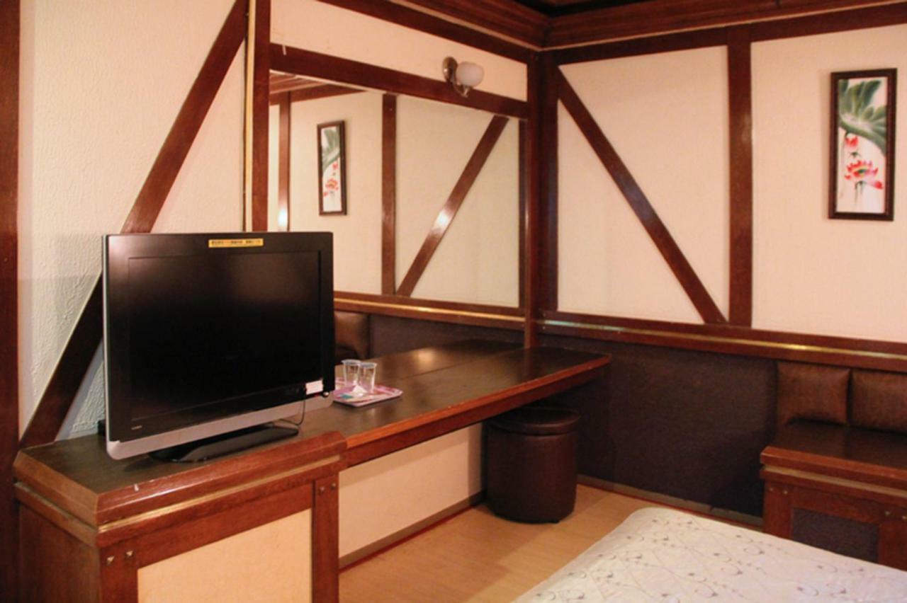 Persimmon Hotel Hsinchu Extérieur photo